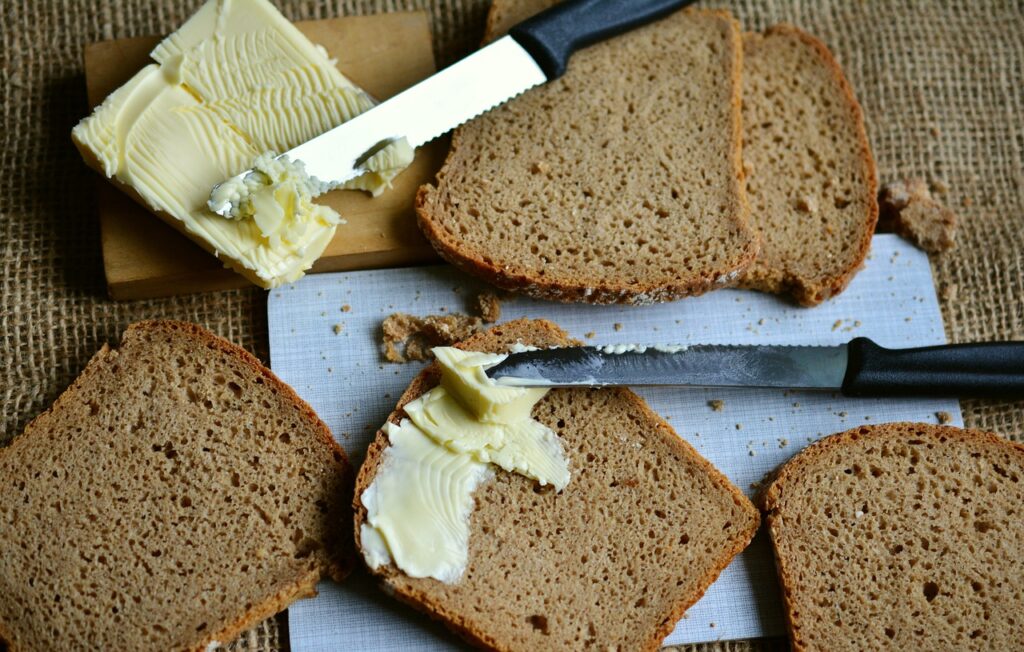 Brød med smør